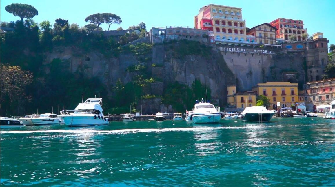 B&B Vincenzo Torre del Greco Luaran gambar