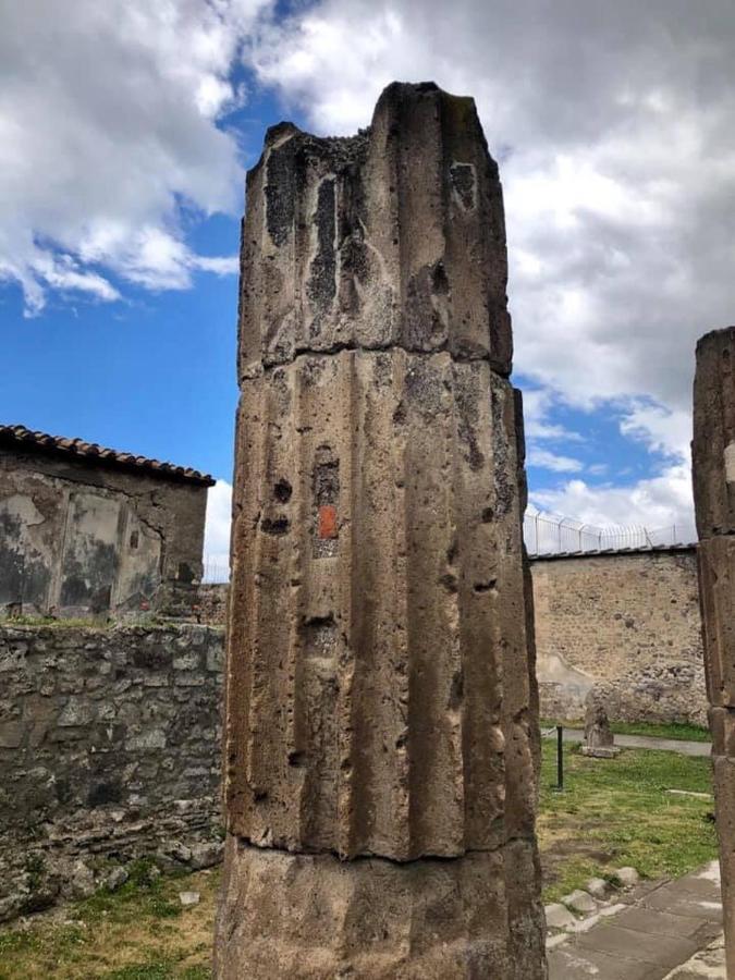 B&B Vincenzo Torre del Greco Luaran gambar
